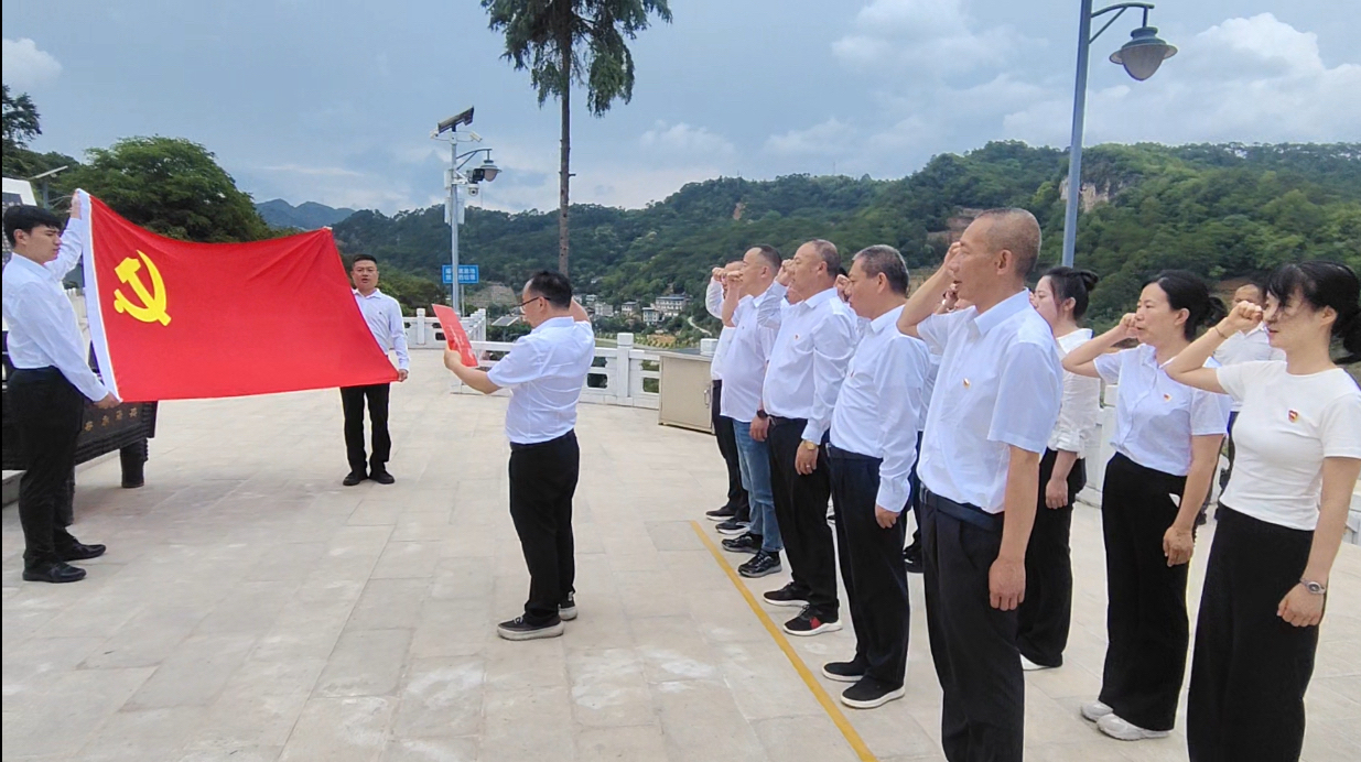 1747641211366077168.jpg 1747641211366077168.jpg